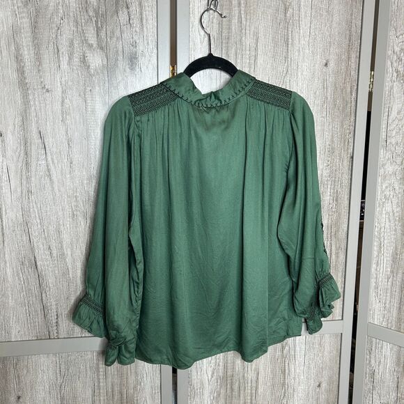 Natural Life Top Blouse Bohemian Embroidered Green Color - Picture 2 of 7